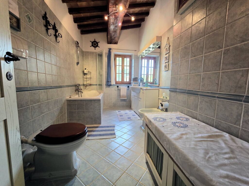 1539-Antico fienile completamente ristrutturato con giardino e annessi  posto in un piccolo borgo-Colle di Val d'Elsa-35 Agenzia Immobiliare ASIP