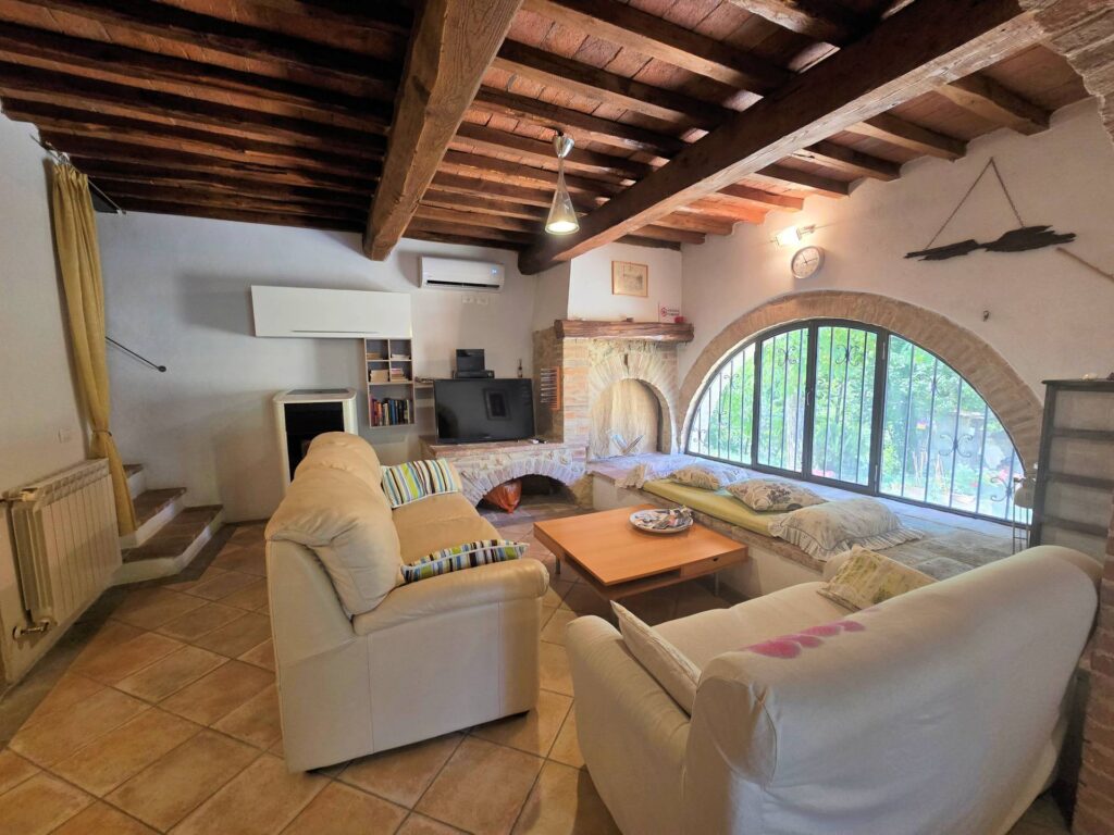 1539-Antico fienile completamente ristrutturato con giardino e annessi  posto in un piccolo borgo-Colle di Val d'Elsa-18 Agenzia Immobiliare ASIP