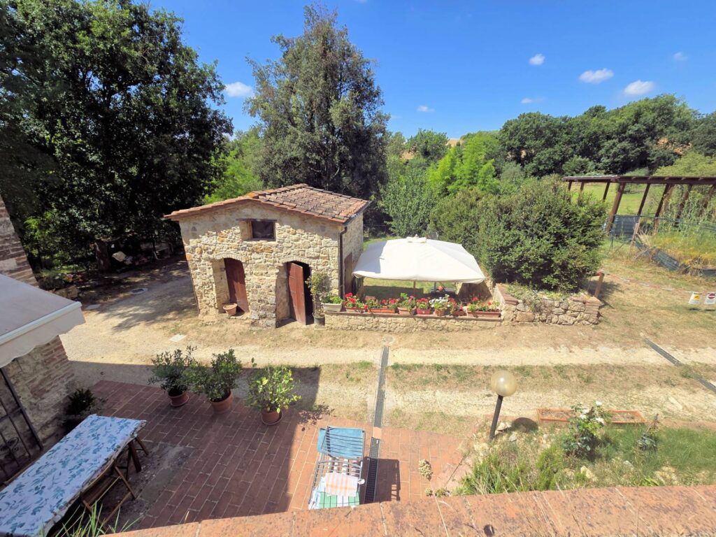 1539-Antico fienile completamente ristrutturato con giardino e annessi  posto in un piccolo borgo-Colle di Val d'Elsa-6 Agenzia Immobiliare ASIP