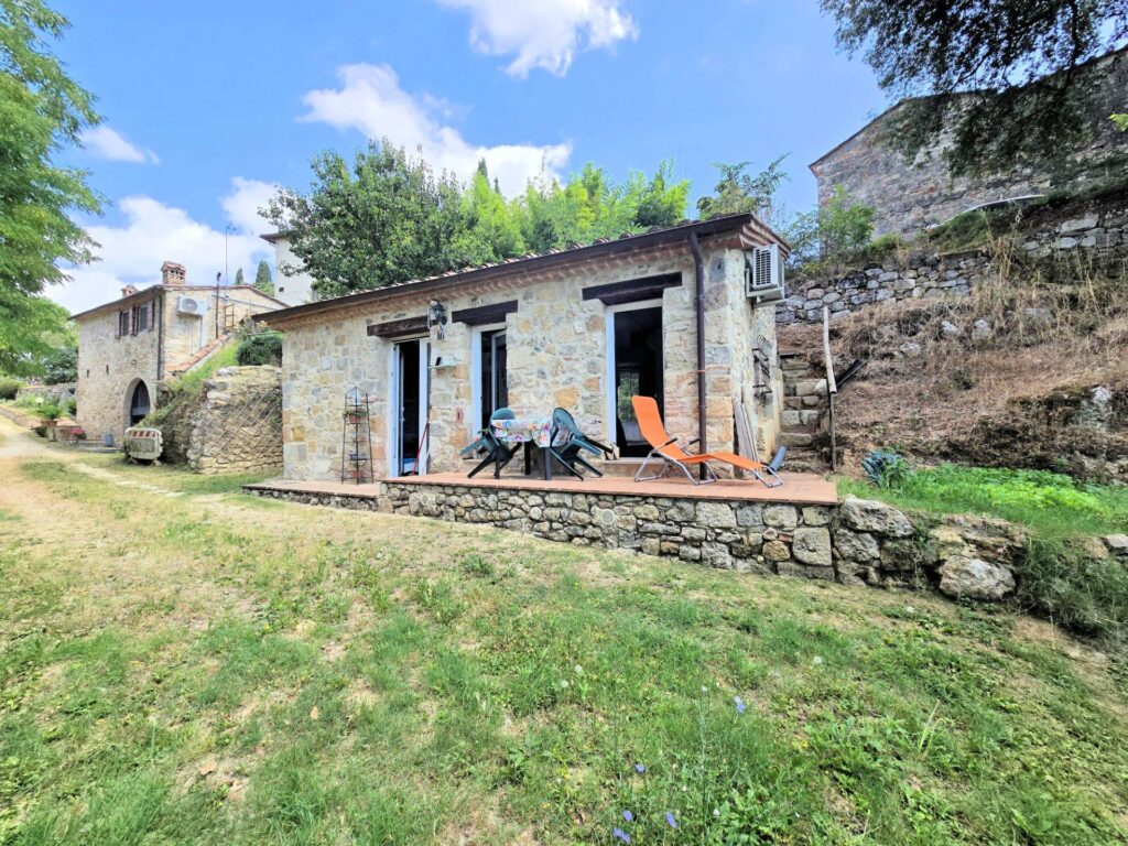 1539-Antico fienile completamente ristrutturato con giardino e annessi  posto in un piccolo borgo-Colle di Val d'Elsa-7 Agenzia Immobiliare ASIP