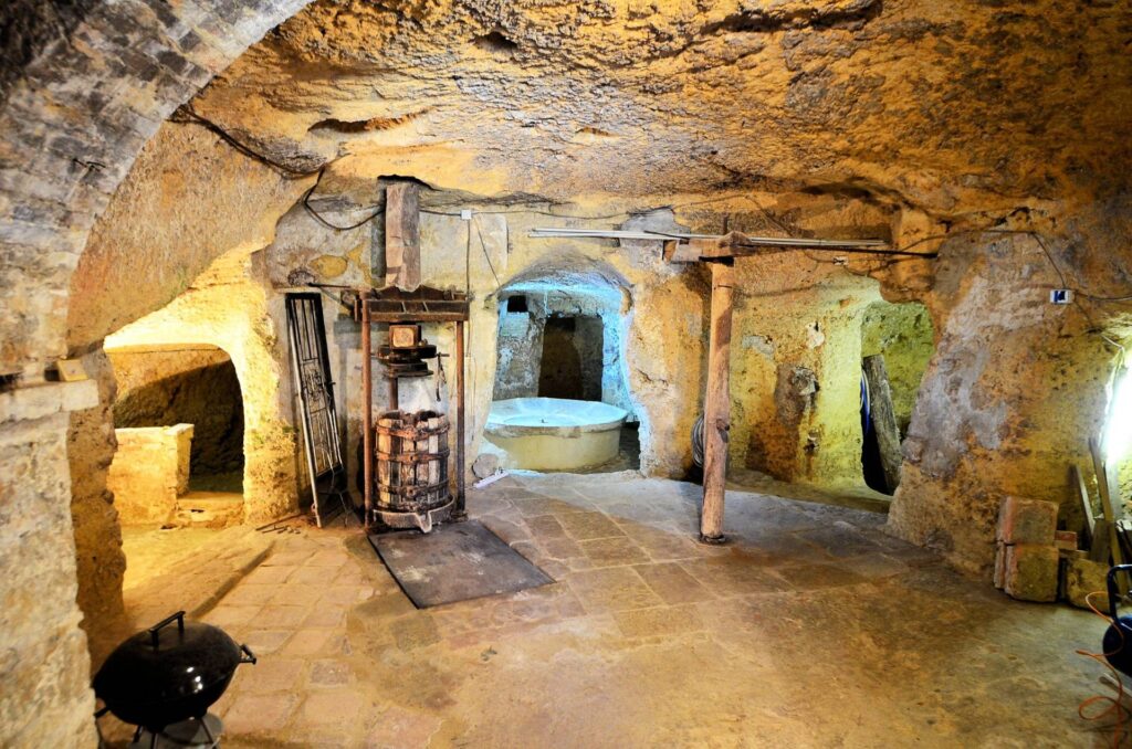 1539-Antico fienile completamente ristrutturato con giardino e annessi  posto in un piccolo borgo-Colle di Val d'Elsa-16 Agenzia Immobiliare ASIP