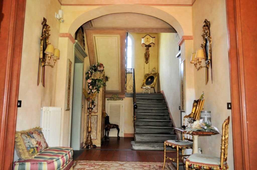 1587-Villa storica di grandi dimensioni con parco e piscina-Pontedera-17 Agenzia Immobiliare ASIP