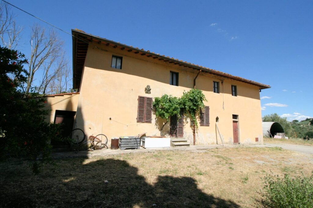 1644-Podere da ristrutturare in posizione collinare-Quarrata-2 Agenzia Immobiliare ASIP