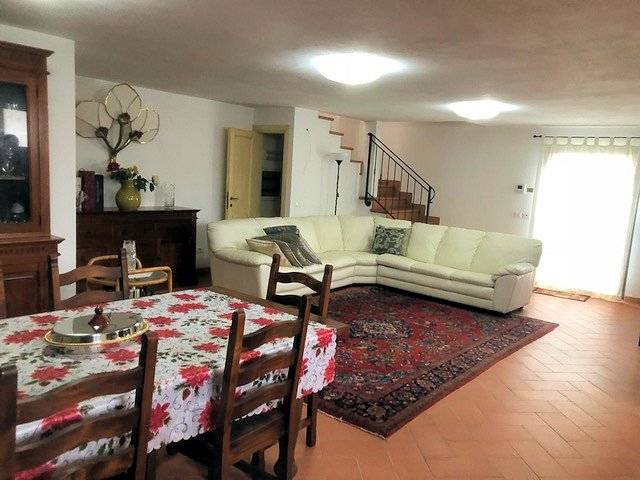1678-Villetta libera su quattro lati con giardino-Firenze-1 Agenzia Immobiliare ASIP