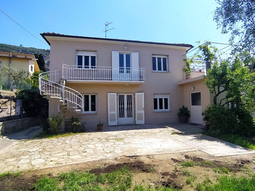 1652-Appartamento al piano primo ristrutturato in villetta bifamiliare-Monsummano Terme-4 Agenzia Immobiliare ASIP