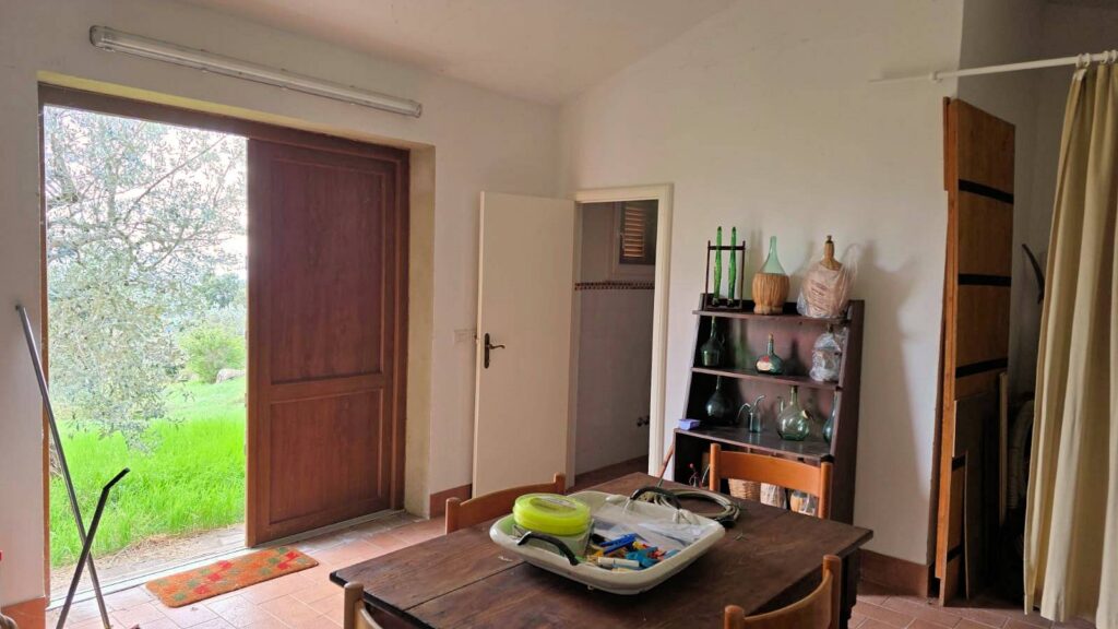 1510-Podere in posizione collinare con ampio terreno e vista panoramica fino al mare-Roccastrada-35 Agenzia Immobiliare ASIP