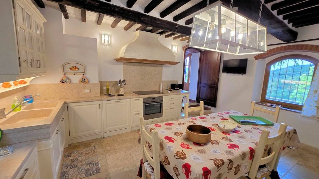 1702-Casale in pietra con vista panoramica-Suvereto-15 Agenzia Immobiliare ASIP