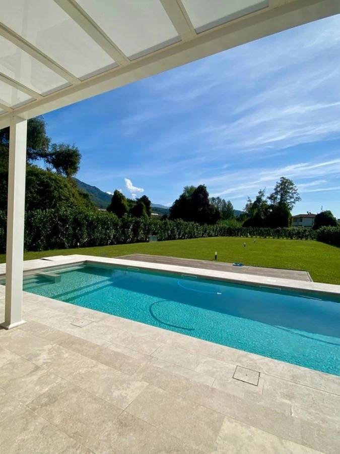 1703-Villa di recente realizzazione con piscina-Pietrasanta-1 Agenzia Immobiliare ASIP