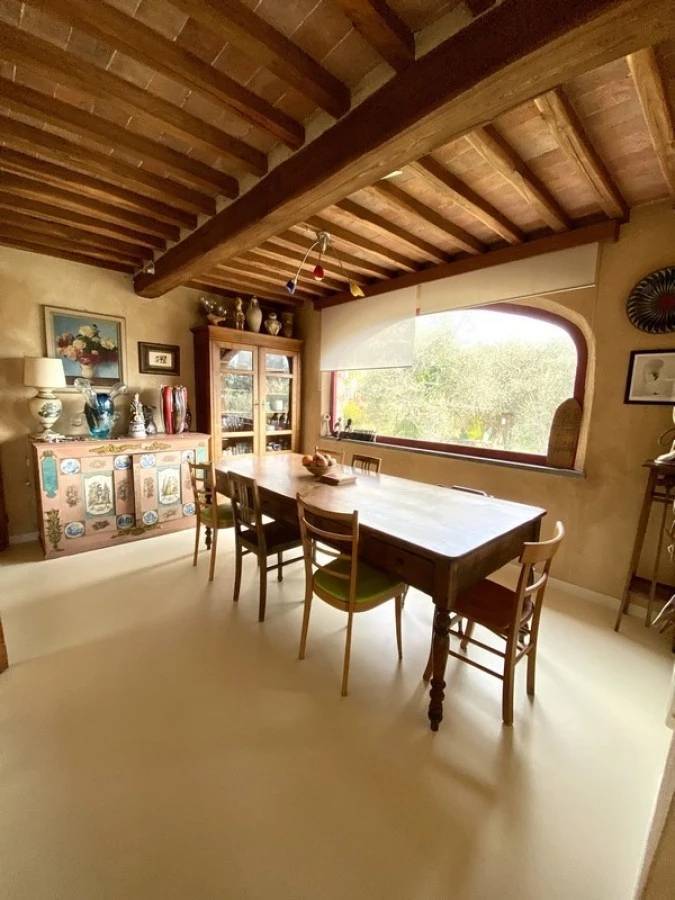 1704-Rustico in stile Toscano con giardino e piscina  in ottima posizione-Camaiore-19 Agenzia Immobiliare ASIP