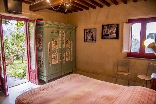 1704-Rustico in stile Toscano con giardino e piscina  in ottima posizione-Camaiore-22 Agenzia Immobiliare ASIP