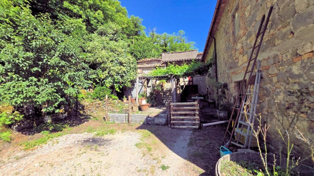 1705-Podere da ristrutturare in posizione collinare-Roccastrada-13 Agenzia Immobiliare ASIP
