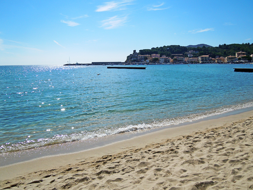 313-Storico ristorante con bar sul mare con buoni incassi-Massa-3 Agenzia Immobiliare ASIP