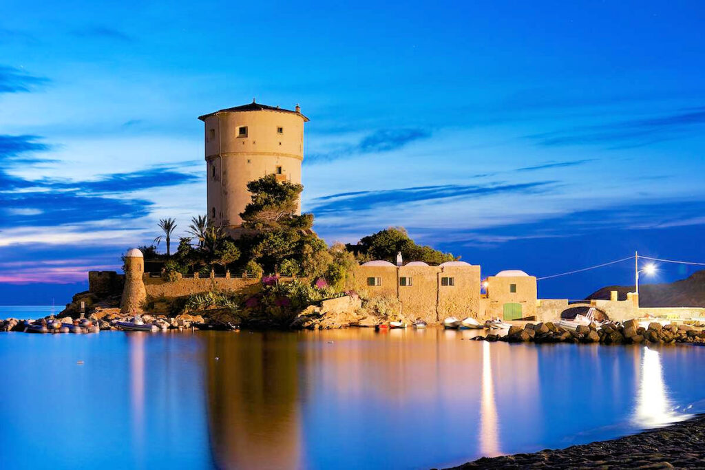421-Gestione attivita' commerciale di complesso turistico ricettivo-Monte Argentario-2 Agenzia Immobiliare ASIP