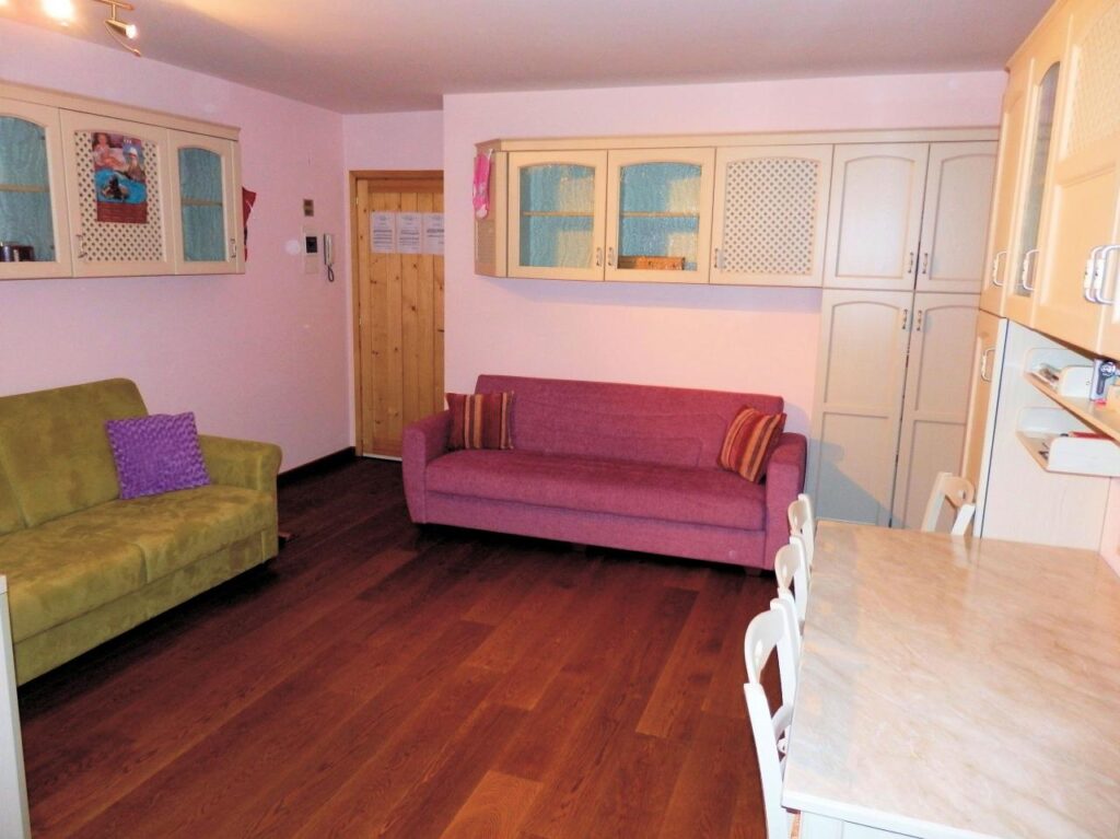 439-Appartamento al secondo piano con ascensore e parco condominiale-Abetone Cutigliano-2 Agenzia Immobiliare ASIP