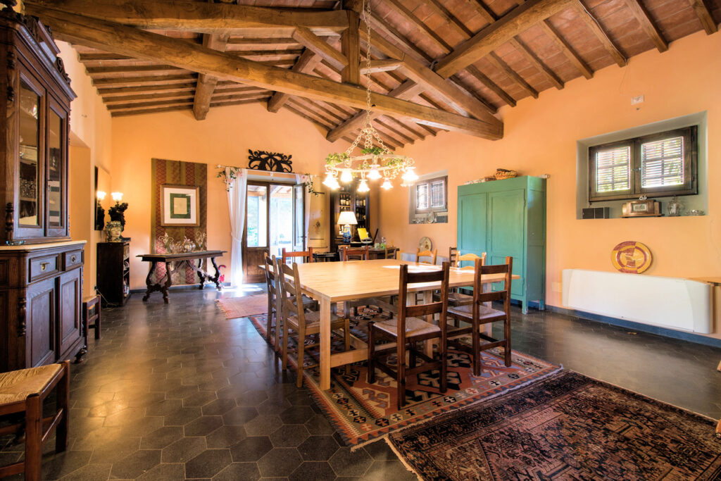 480-Antica villa padronale con parco-Pescia-15 Agenzia Immobiliare ASIP