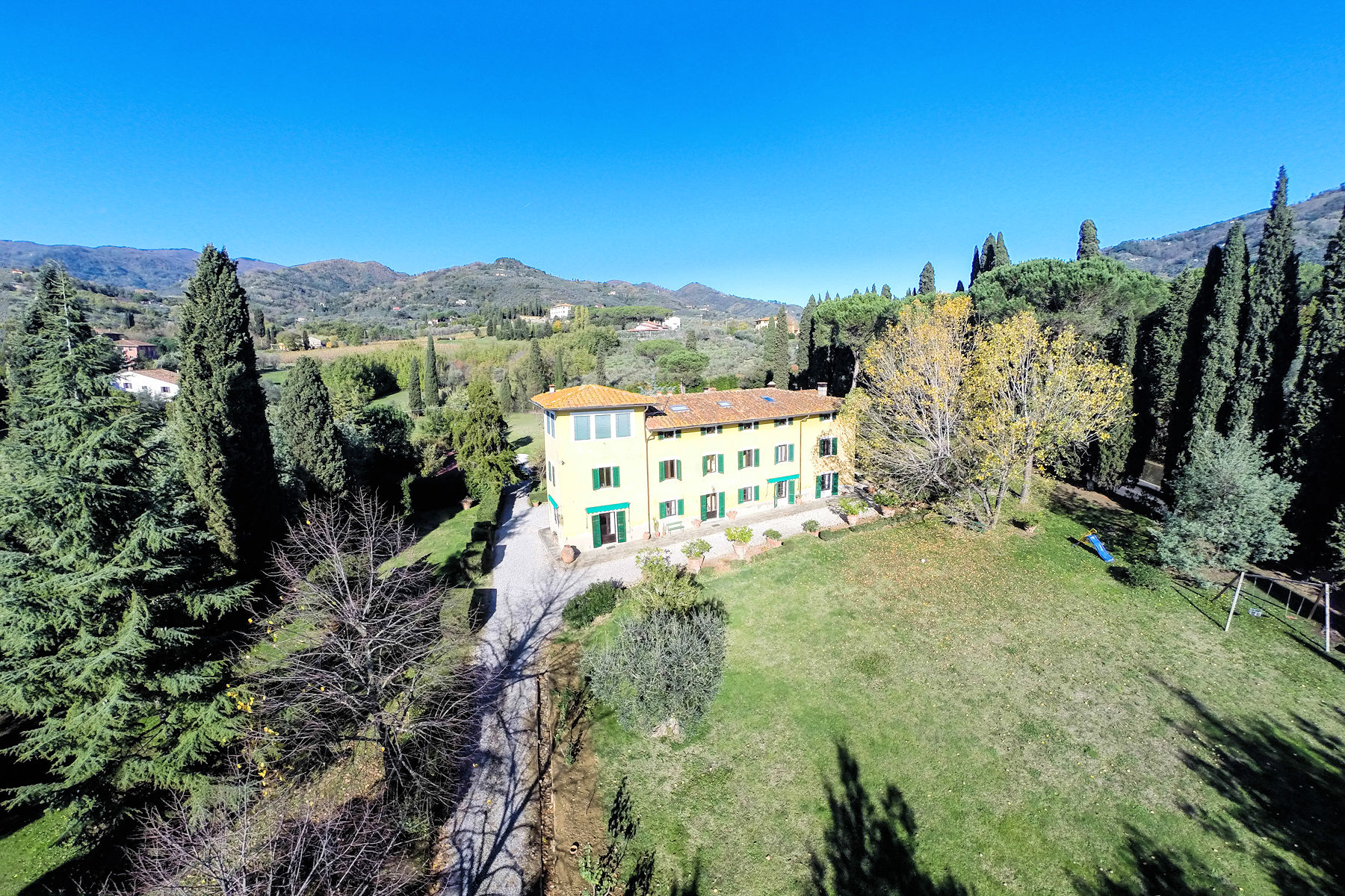 480-Antica villa padronale con parco-Pescia-1 Agenzia Immobiliare ASIP