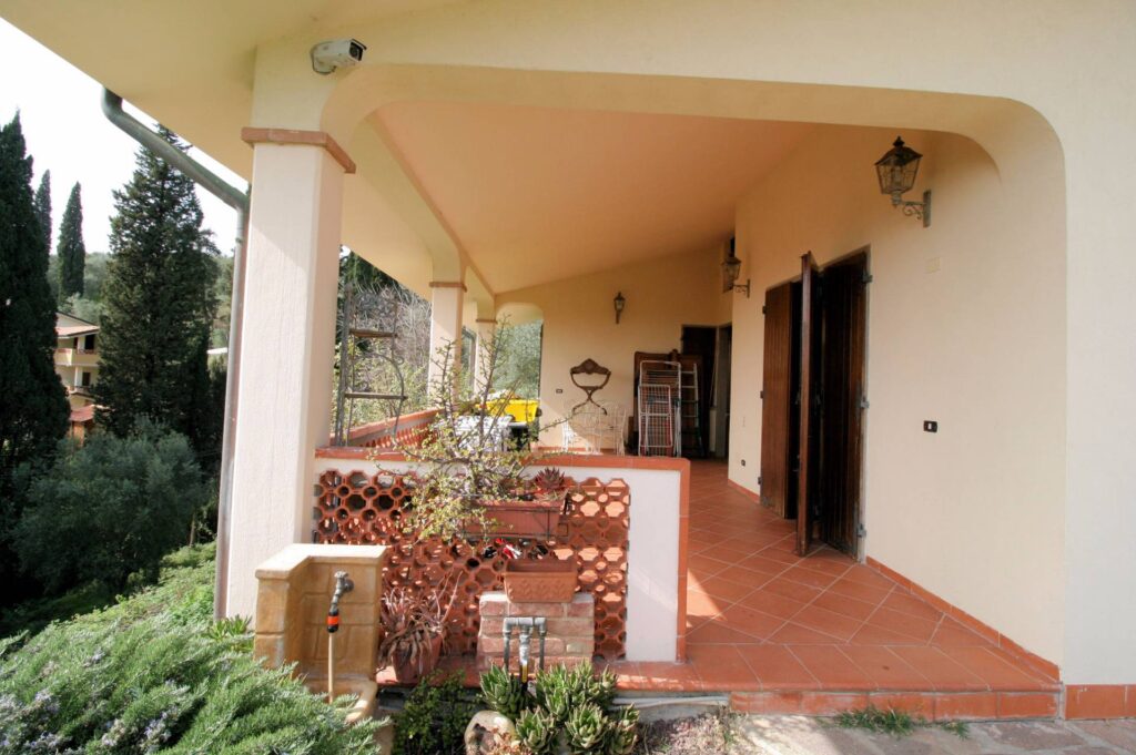 481-Villa singola con giardino e vista panoramica-Massarosa-6 Agenzia Immobiliare ASIP