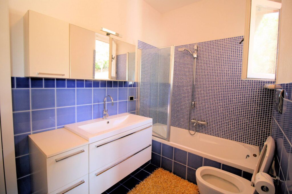 712-Villa di lusso con parco piscina e vista mare-Portoferraio-19 Agenzia Immobiliare ASIP