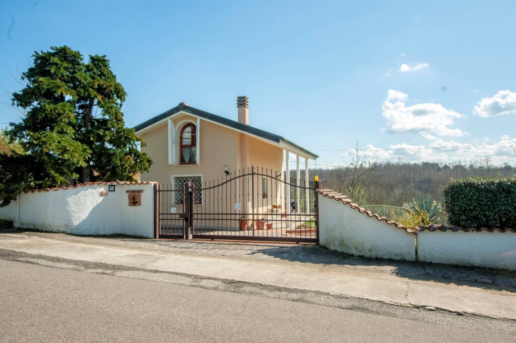 1328-Appartamento in bifamiliare con giardino privato e depemdance-Santa Maria a Monte-4 Agenzia Immobiliare ASIP
