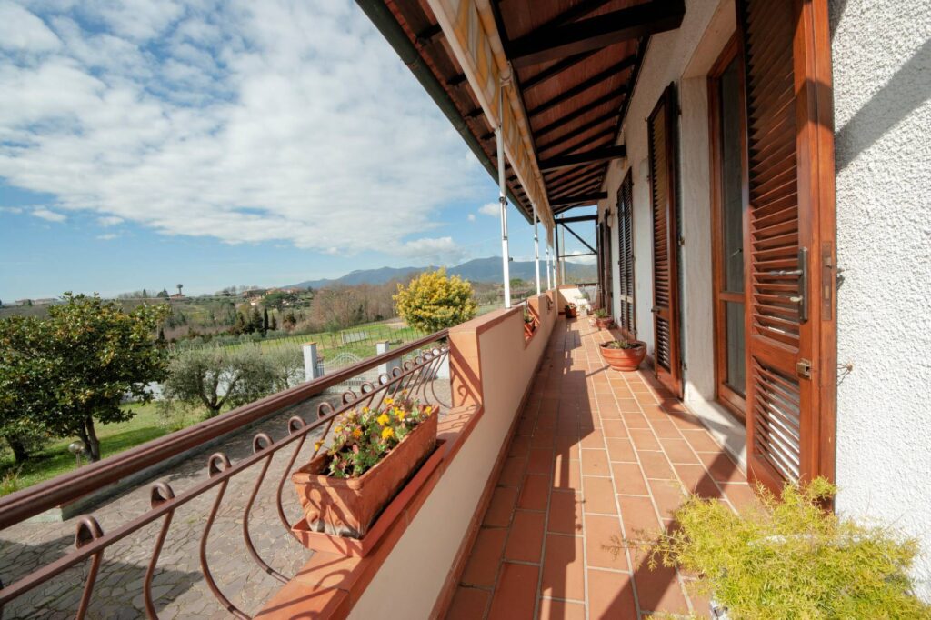 1328-Appartamento in bifamiliare con giardino privato e depemdance-Santa Maria a Monte-3 Agenzia Immobiliare ASIP