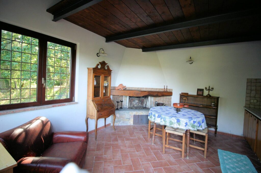 1361-Rustico in stile Toscano con dependances  immerso nel bosco-Montieri-18 Agenzia Immobiliare ASIP