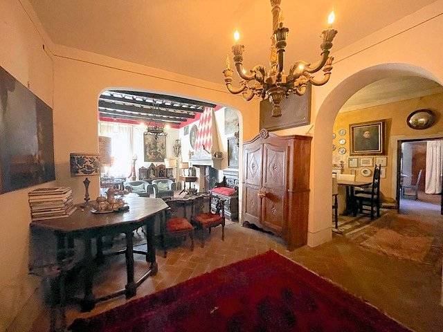 1363-Villa antica con parco-Capannori-3 Agenzia Immobiliare ASIP
