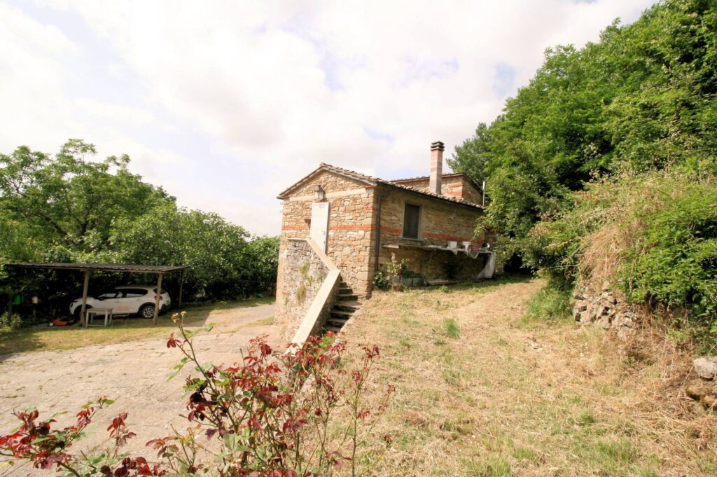 1436-Complesso immobiliare panoramico con ampio terreno-Barberino di Mugello-4 Agenzia Immobiliare ASIP