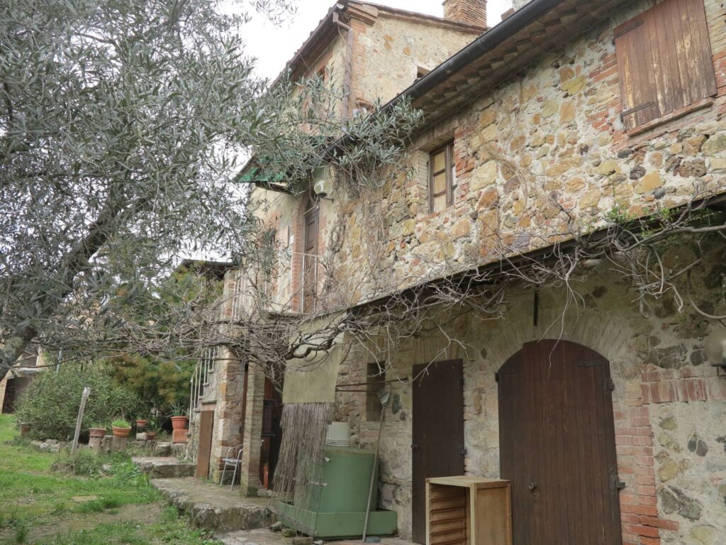 1164-Terratetto libero su tre lati con giardino-Civitella Paganico-2 Agenzia Immobiliare ASIP