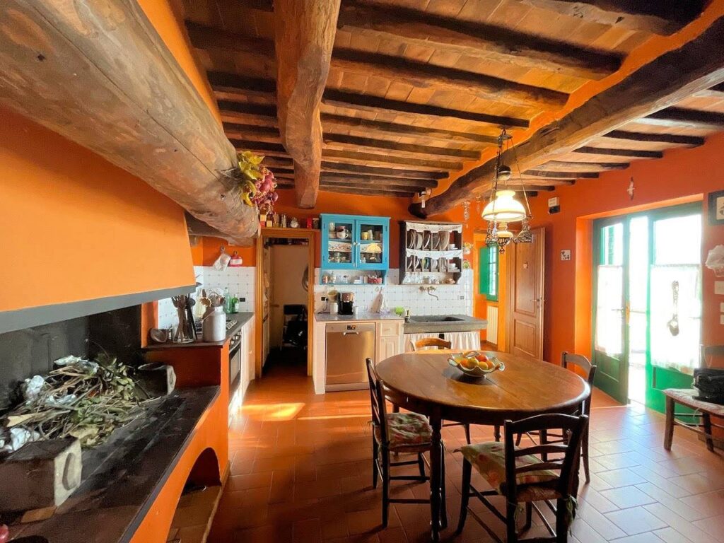 1582-Villa in stile rustico Toscano con parco e suggestiva vista panoramica-Montecatini-Terme-20 Agenzia Immobiliare ASIP