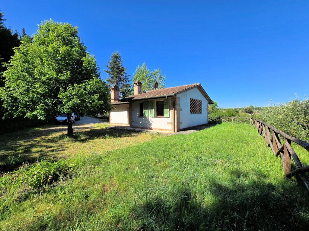 1701-Rustico in stile Toscano con terreno in splendida posizione-Montopoli in Val d'Arno-2 Agenzia Immobiliare ASIP