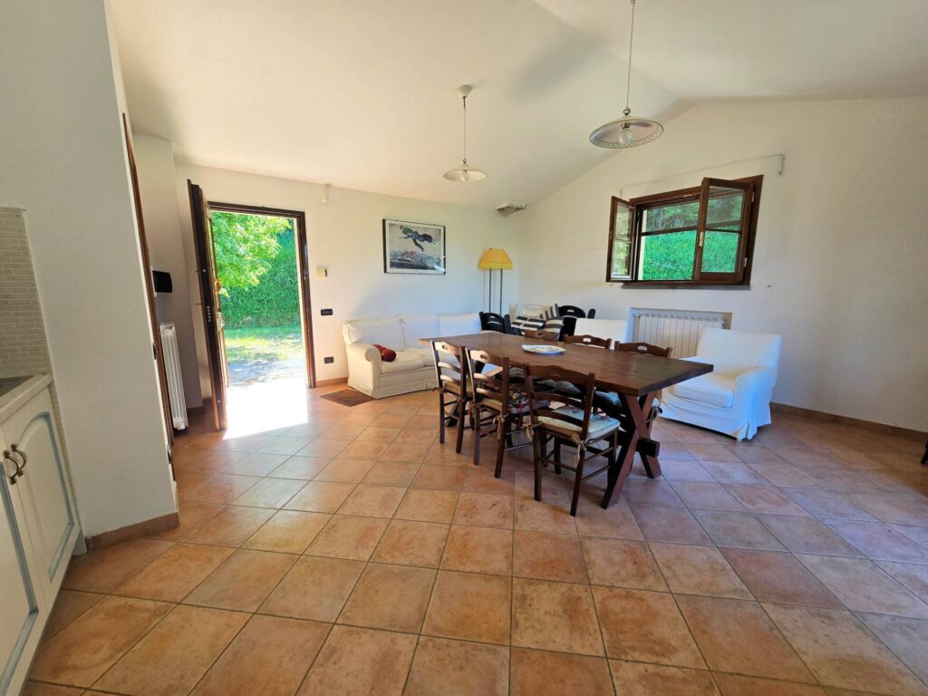 1701-Rustico in stile Toscano con terreno in splendida posizione-Montopoli in Val d'Arno-18 Agenzia Immobiliare ASIP