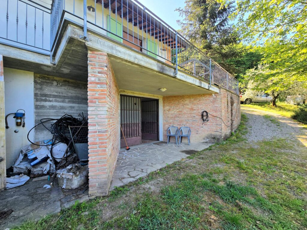 1701-Rustico in stile Toscano con terreno in splendida posizione-Montopoli in Val d'Arno-13 Agenzia Immobiliare ASIP