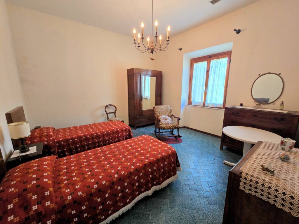 1707-Villetta libera su quattro lati con giardino-Marliana-20 Agenzia Immobiliare ASIP