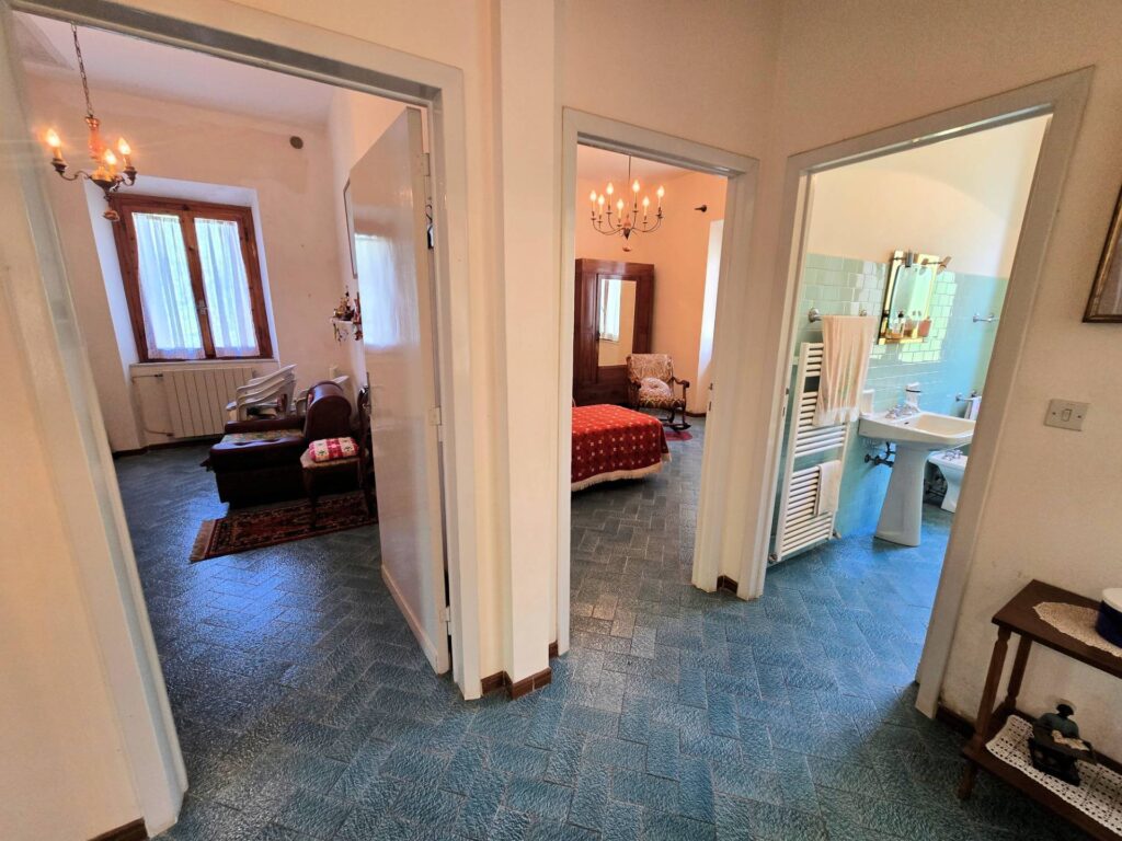 1707-Villetta libera su quattro lati con giardino-Marliana-13 Agenzia Immobiliare ASIP