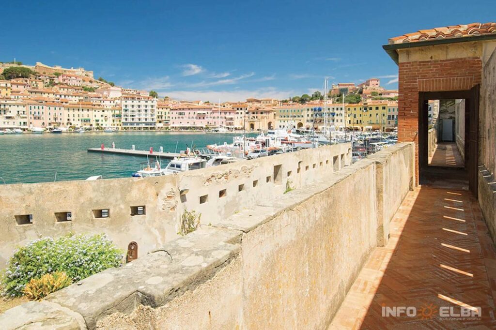 1708-Villa singola in posizione panoramica con vista fino al mare-Marciana Marina-11 Agenzia Immobiliare ASIP