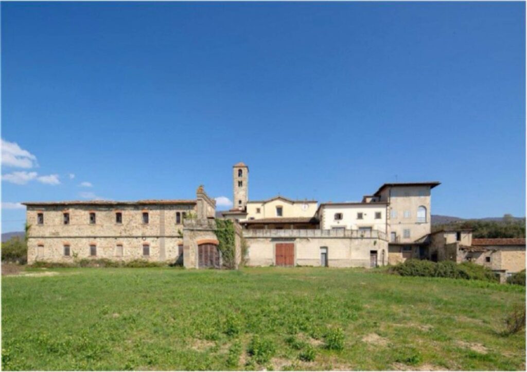 1710-Borgo antico con villa padronale annessi e terreni-Reggello-3 Agenzia Immobiliare ASIP
