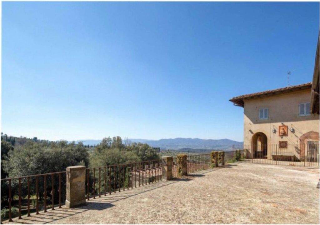 1710-Borgo antico con villa padronale annessi e terreni-Reggello-4 Agenzia Immobiliare ASIP