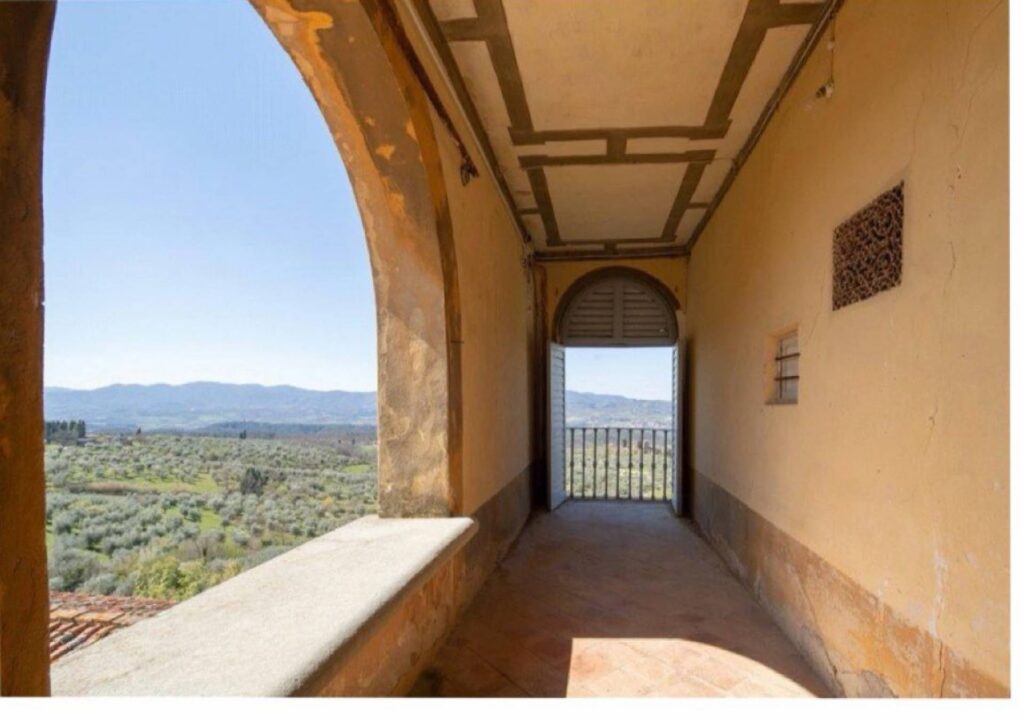 1710-Borgo antico con villa padronale annessi e terreni-Reggello-7 Agenzia Immobiliare ASIP