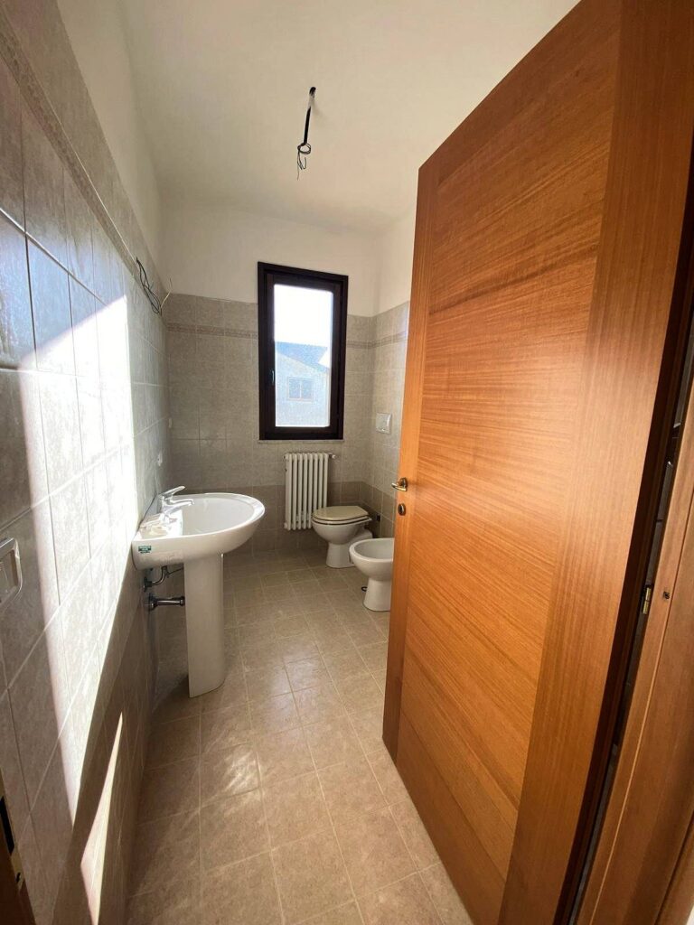 1711-Appartamento al piano primo con garage-Roccastrada-4 Agenzia Immobiliare ASIP