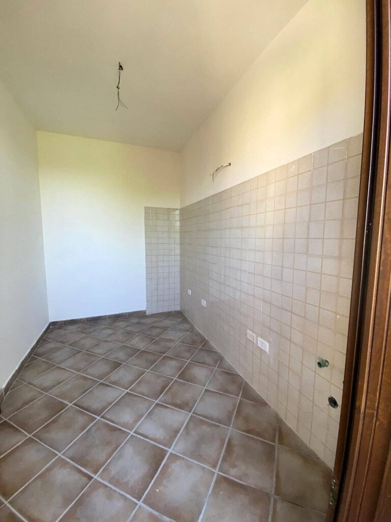 1711-Appartamento al piano primo con garage-Roccastrada-10 Agenzia Immobiliare ASIP