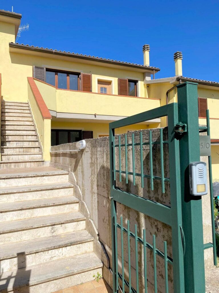 1711-Appartamento al piano primo con garage-Roccastrada-3 Agenzia Immobiliare ASIP