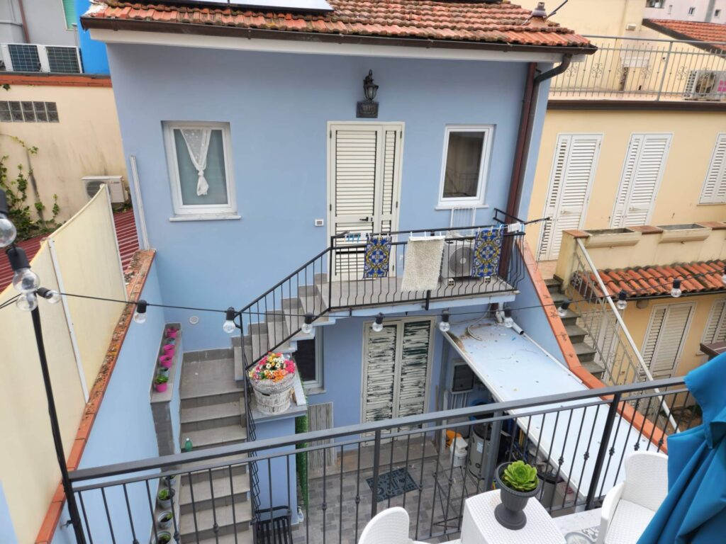 1713-Viareggina libera su due lati con dependance completamente ristrutturata-Viareggio-14 Agenzia Immobiliare ASIP