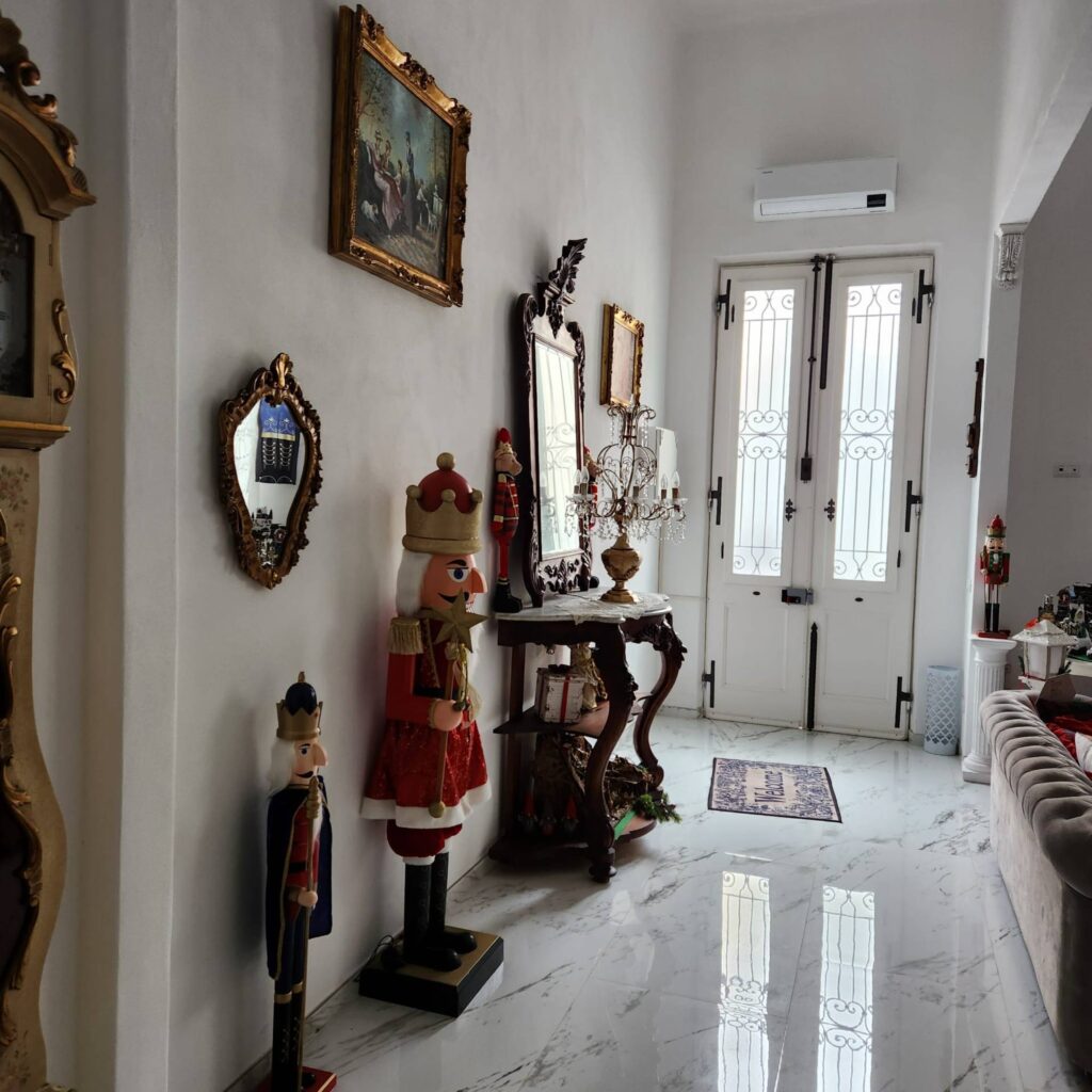 1713-Viareggina libera su due lati con dependance completamente ristrutturata-Viareggio-31 Agenzia Immobiliare ASIP