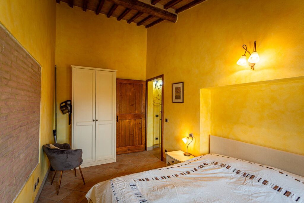 1717-Appartamento al piano secondo di complesso residenziale con piscina-Lajatico-20 Agenzia Immobiliare ASIP
