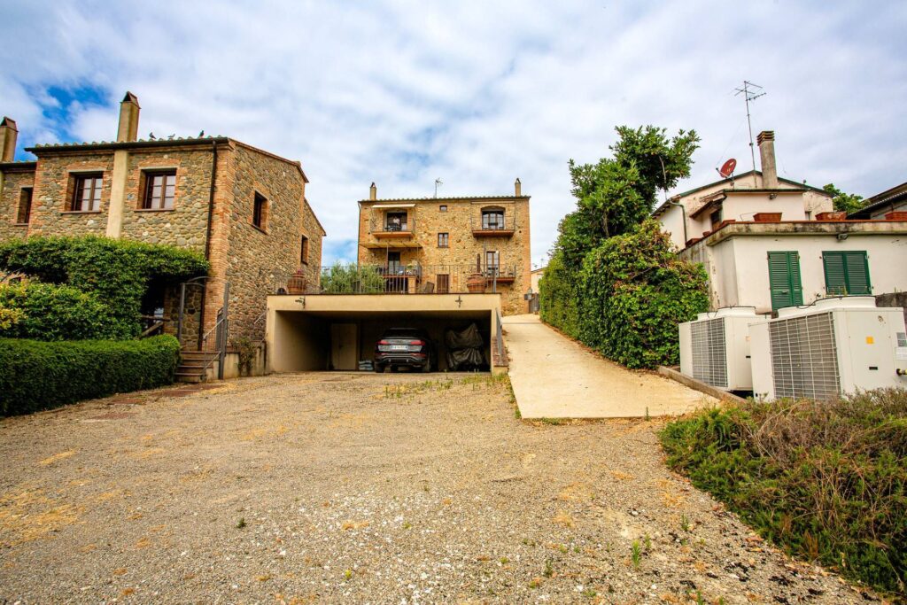 1717-Appartamento al piano secondo di complesso residenziale con piscina-Lajatico-11 Agenzia Immobiliare ASIP