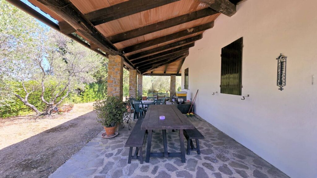 1718-Villa unifamiliare con piscina e ampio terreno-Scansano-7 Agenzia Immobiliare ASIP