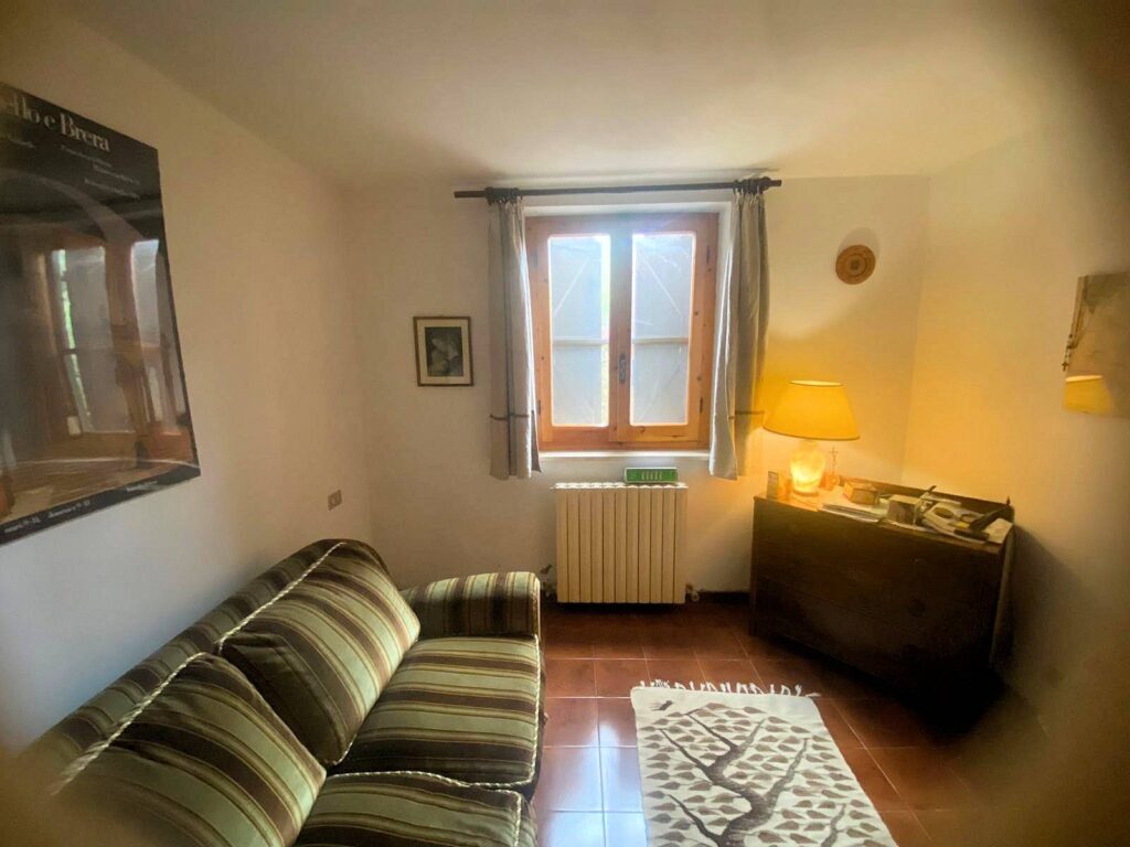 1718-Villa unifamiliare con piscina e ampio terreno-Scansano-20 Agenzia Immobiliare ASIP