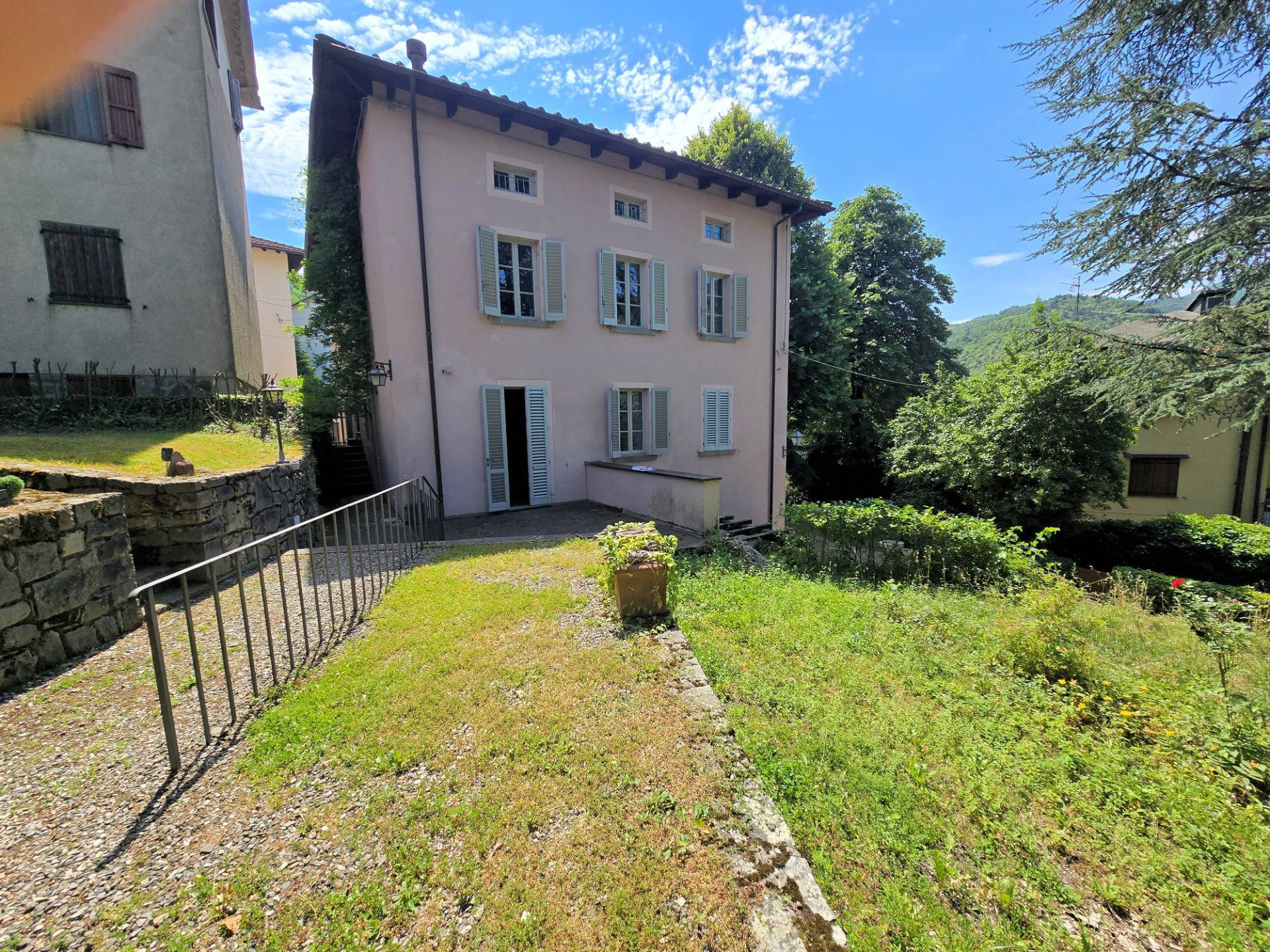 1720-Appartamento con ingresso indipendente e giardino-Abetone Cutigliano-1 Agenzia Immobiliare ASIP