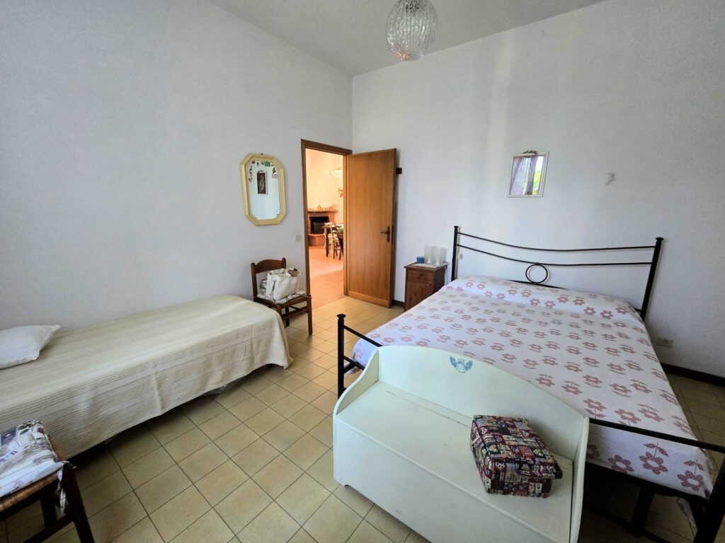 1721-Appartamento al piano primo in bifamiliare con giardino-Marliana-16 Agenzia Immobiliare ASIP