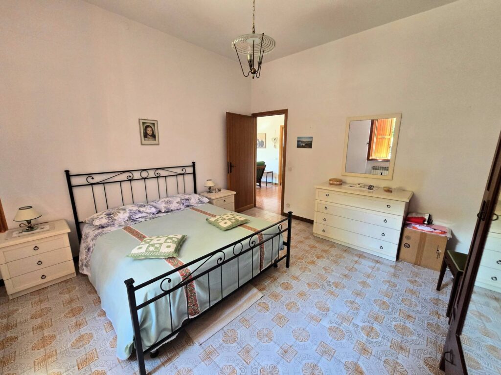 1721-Appartamento al piano primo in bifamiliare con giardino-Marliana-17 Agenzia Immobiliare ASIP